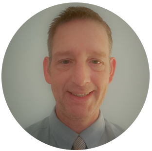 Kenneth Strawhecker Headshot